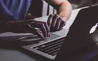 不过，您可以通过以下几种方式，在Chrome浏览器环境中实现PDF的查看、注释和基础编辑